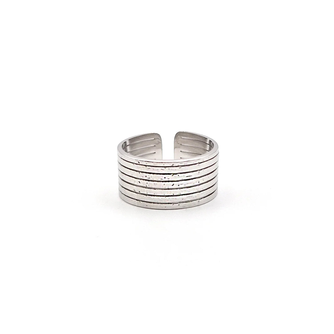 Bague large femme argentée multi rangs effet martelé – acier inoxydable