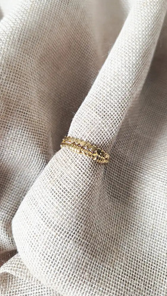 Bijou femme élégant bague fine dorée résistante à l’eau