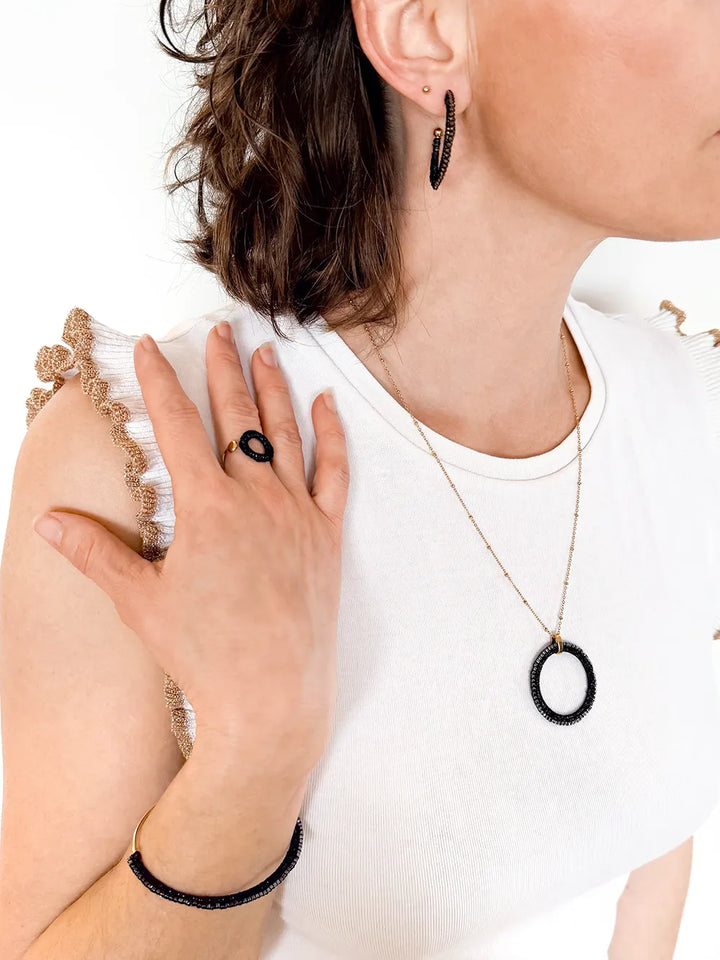 Parure bijoux femme fait main créateur en acier de couleur noir