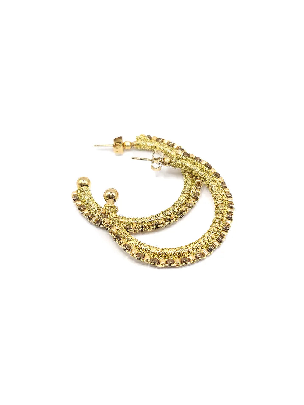 Boucles d’oreilles artisanales tissage perles dorées