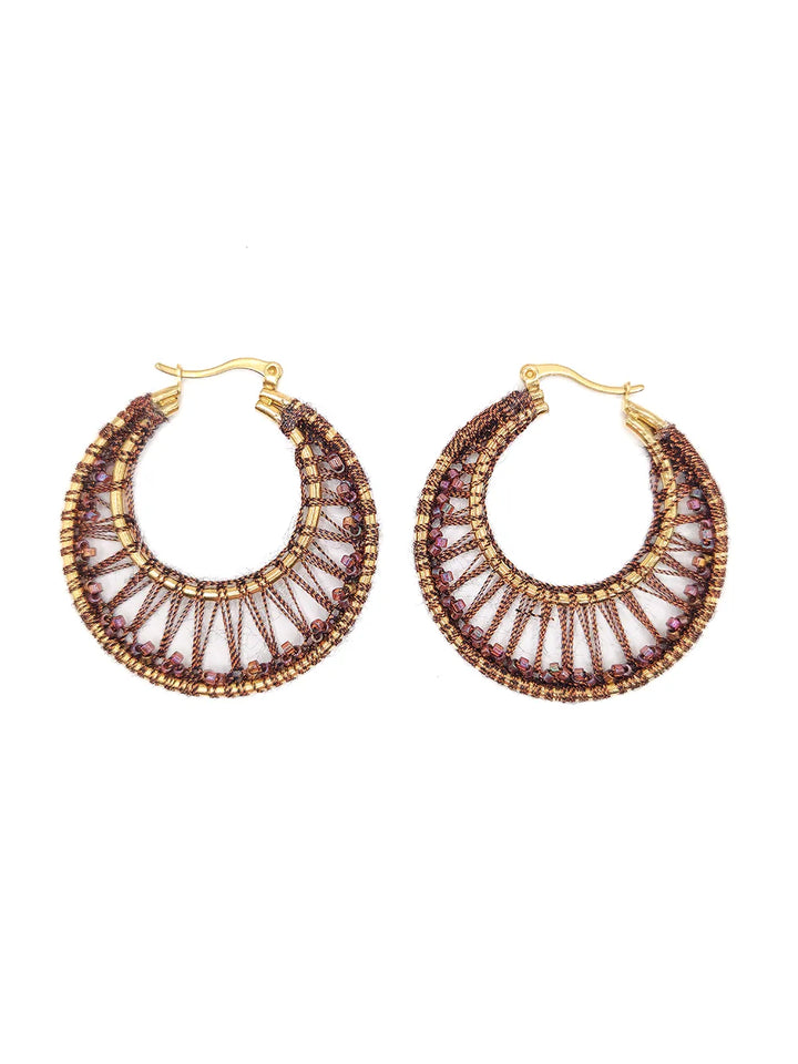 Boucles création originale tissage métallisé lit de vin