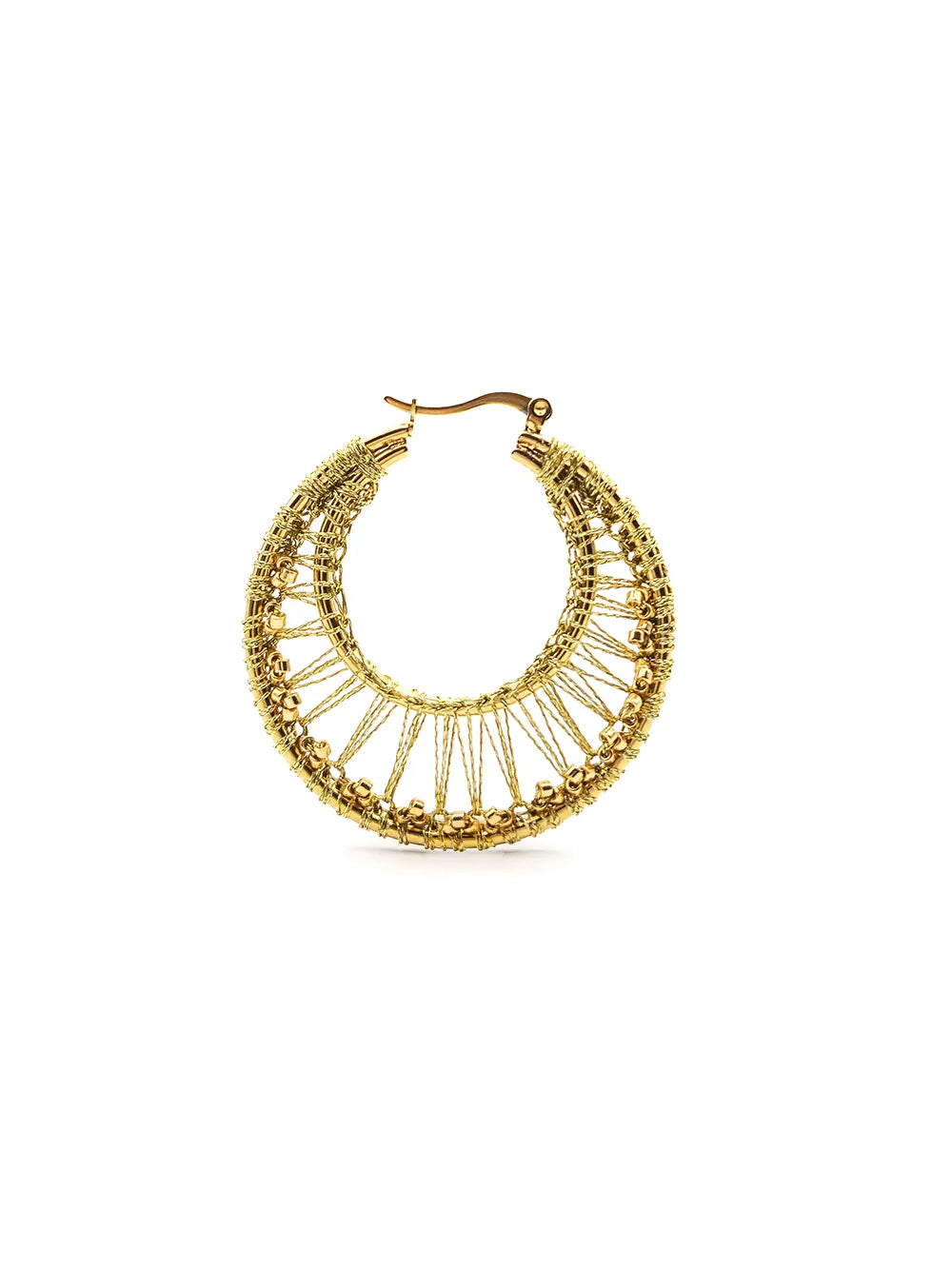 Boucles d’oreilles créoles dorées brodées main perles dorées