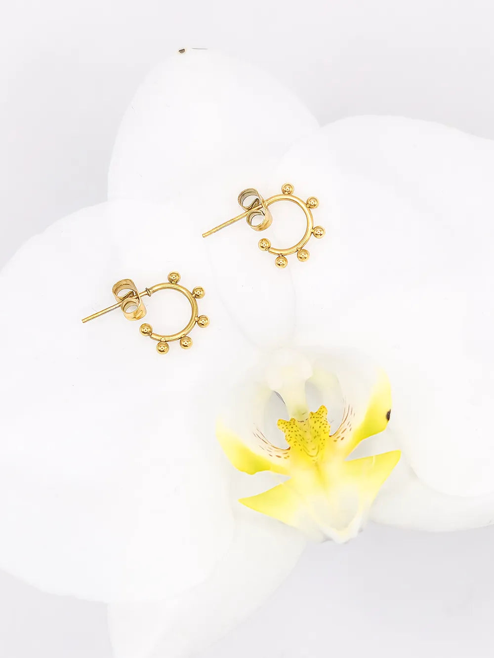 Mini créoles à boules en acier inoxydable doré Viva Yuza