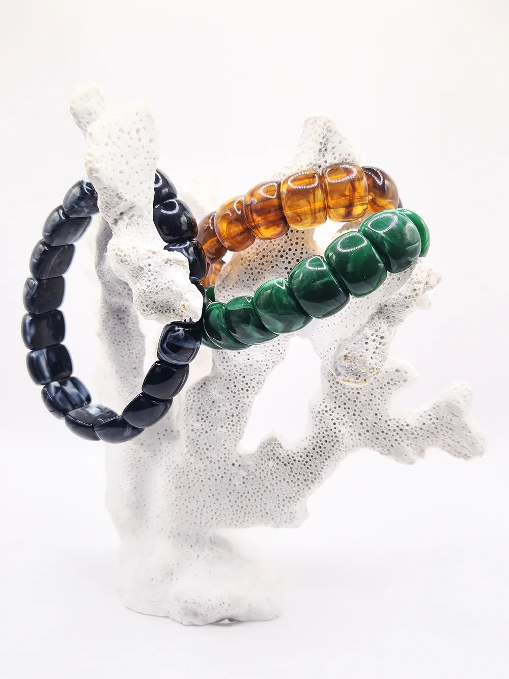 Bracelets en grosses perles de résine femme