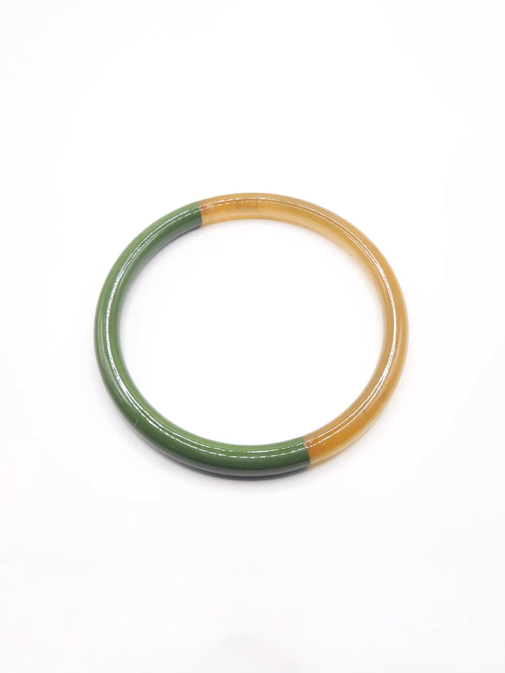 Bracelet jonc corne naturelle avec couleur verte