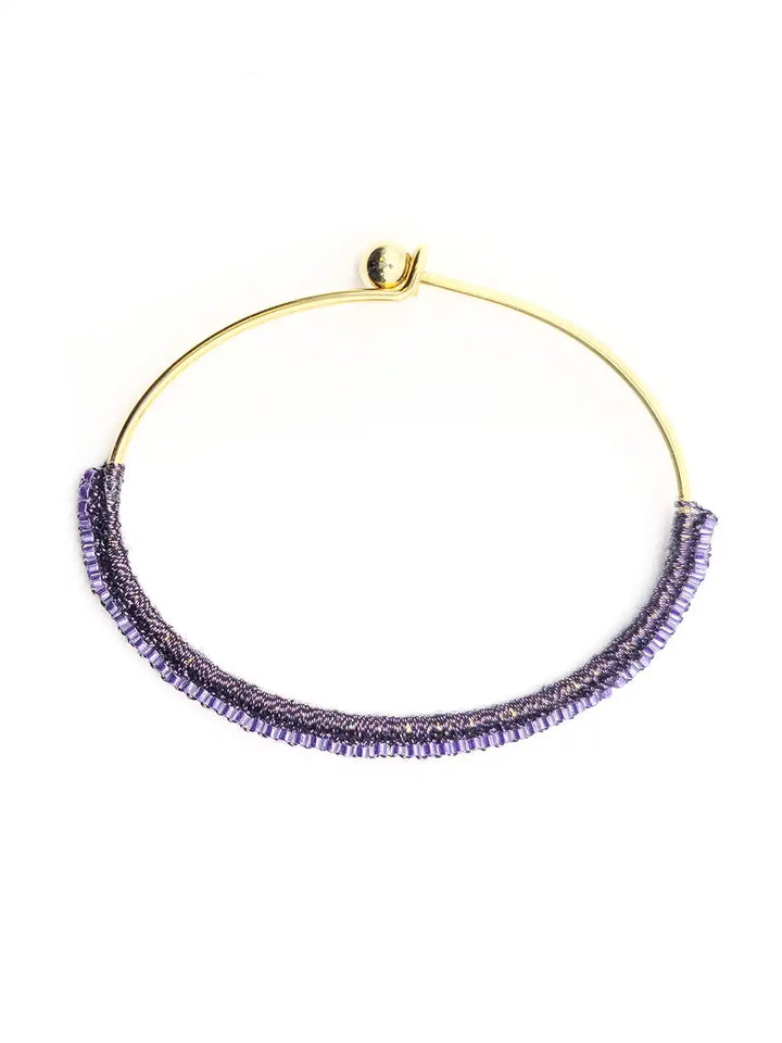 Bracelet artisanal Originale Yuza avec broderie de perles violettes