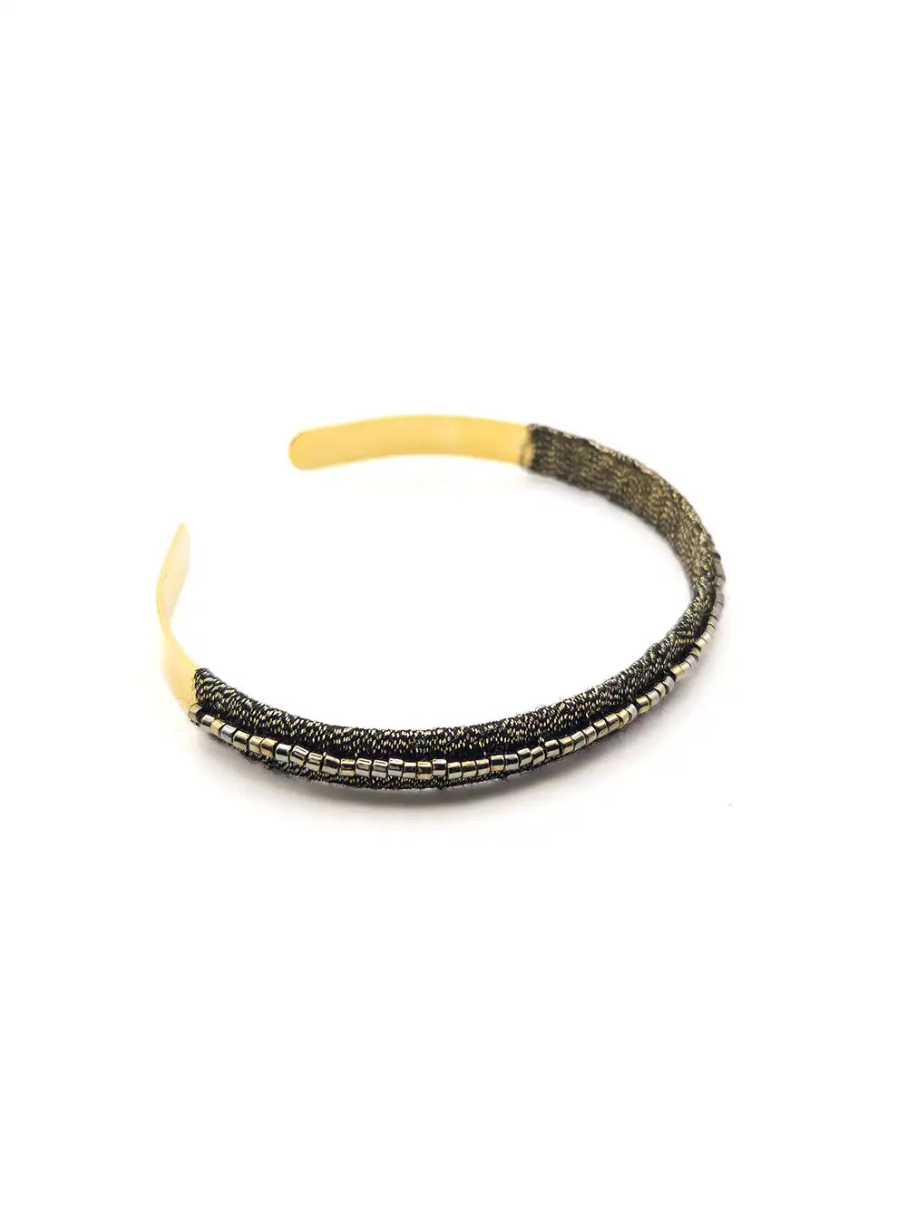 Bracelet jonc large doré avec broderie vert kaki faite main