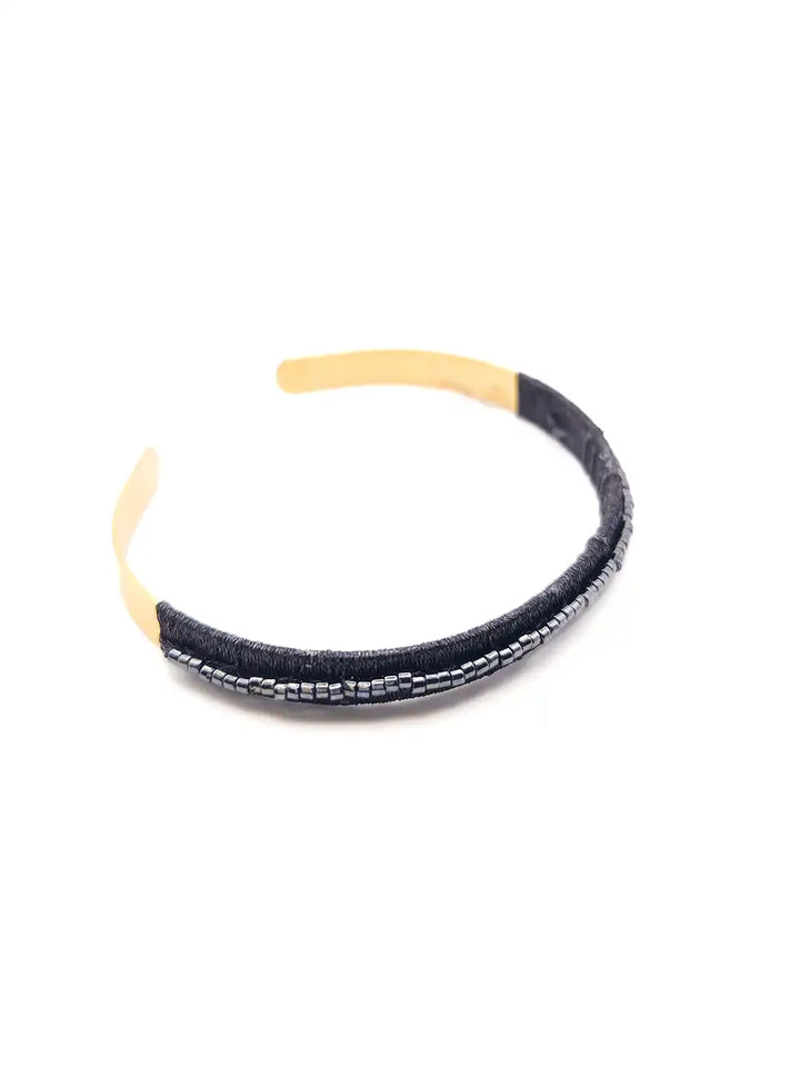 Bracelet jonc ouvert brodé de perles noires Originale Yuza