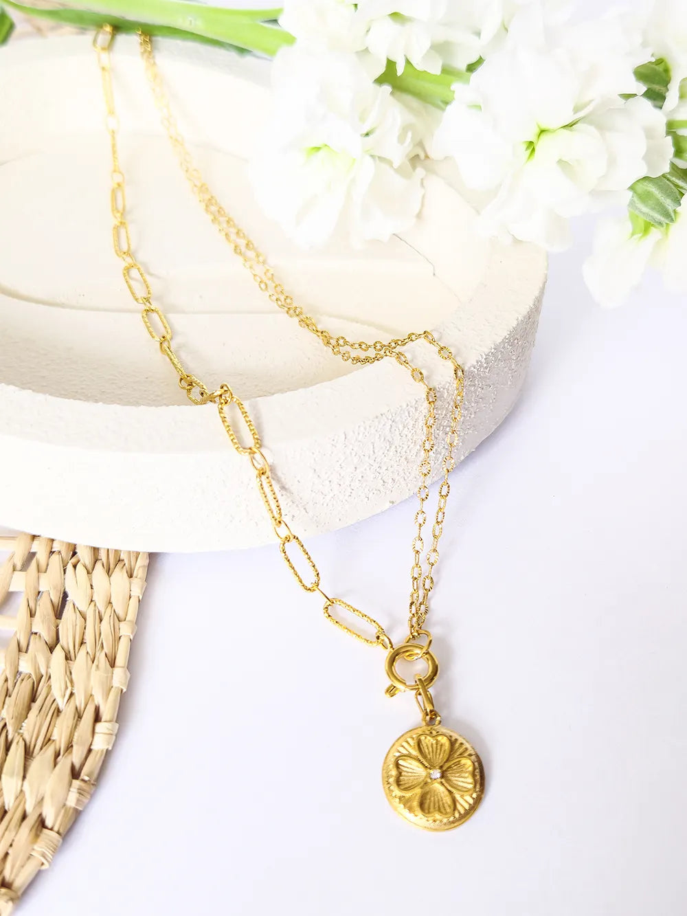 Collier femme acier inoxydable pendentif trèfle