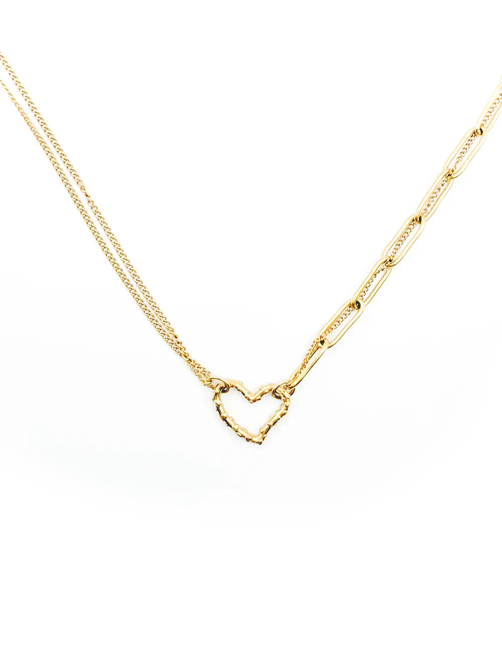 collier double chaîne asymétrique avec coeur strié