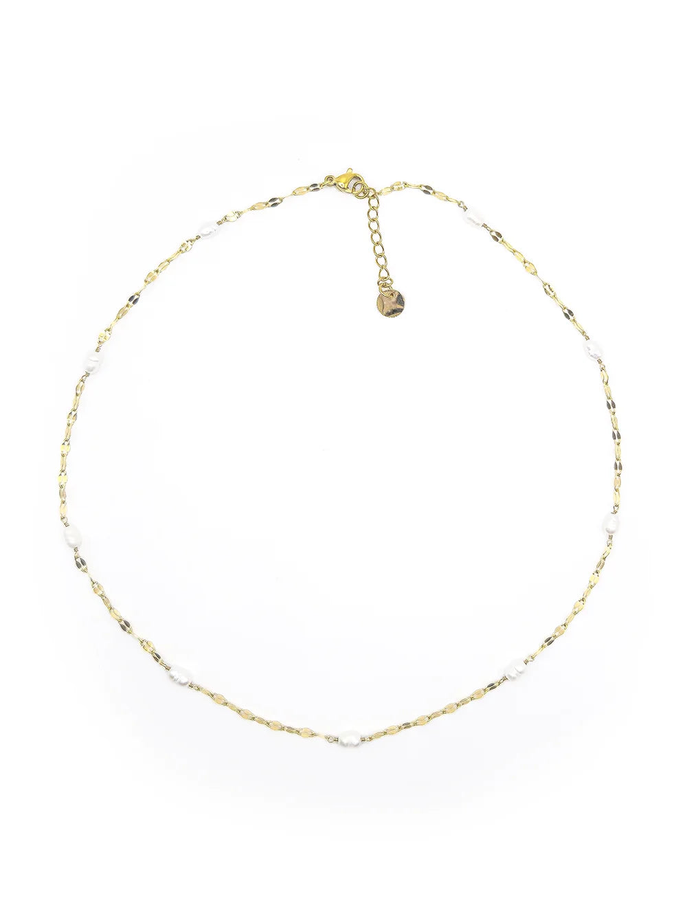 collier ras du cou chaîne fine femme et perles blanches nacrées 