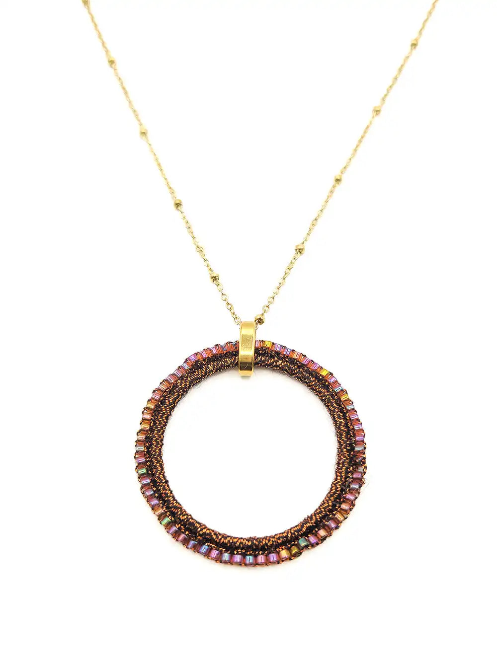 Collier chaîne fine à boules et pendentif rond en perles couleurs bordeaux
