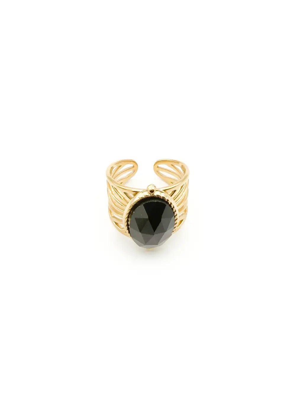 Bague dorée femme pierre onyx noir facettée monture ajourée