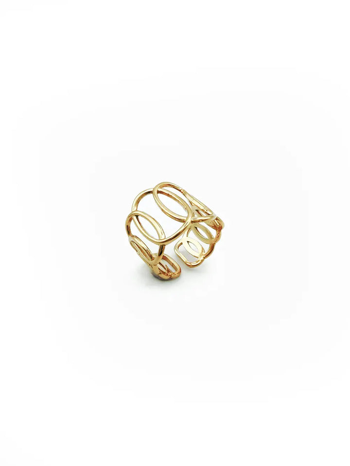 Bague dorée femme design ovales ajourés entrelacés