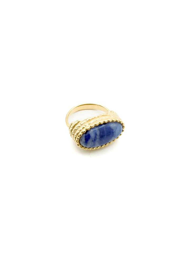 bague large femme dorée avec pierre naturelle blanc bleue
