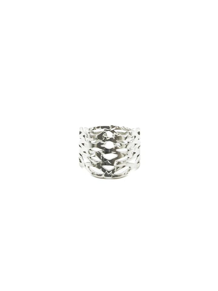 bague femme argentée ajourée martelée tendance