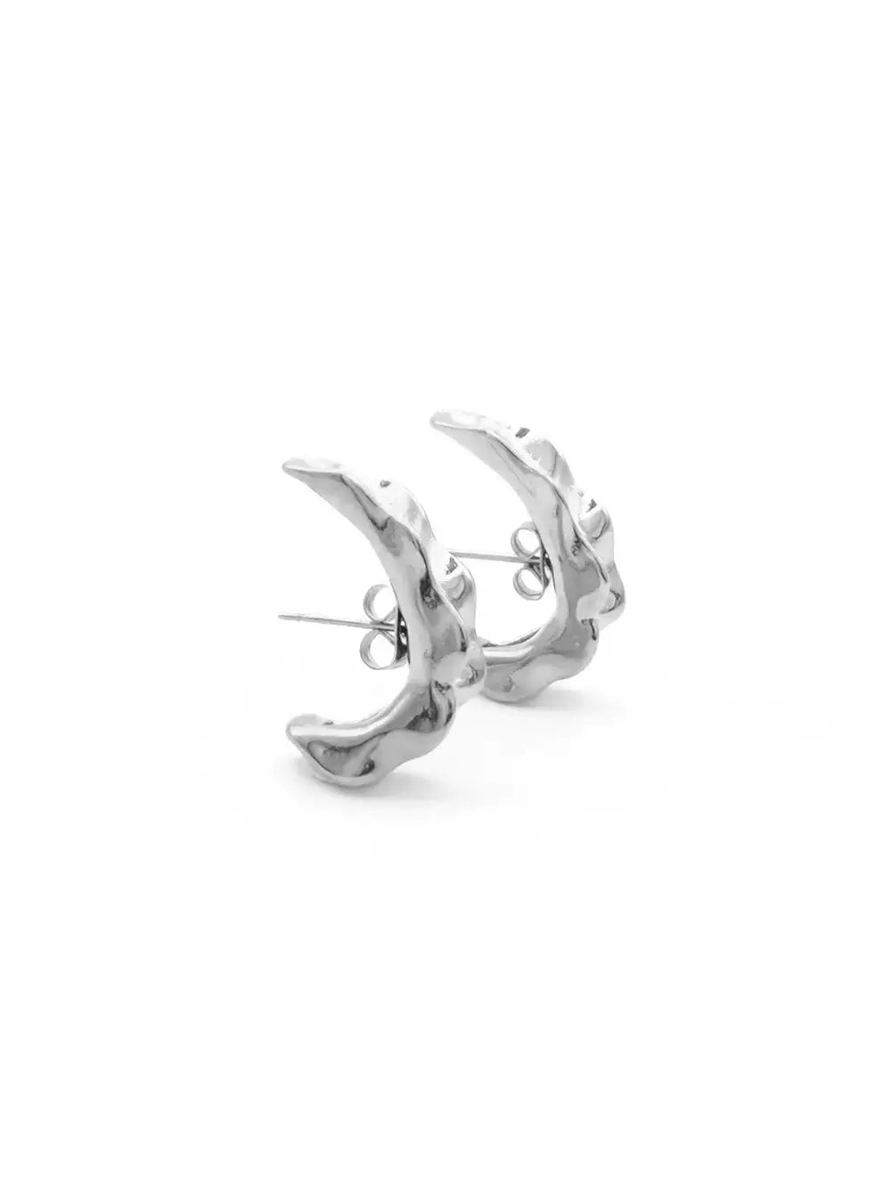 détail des manchette de lobe argentée pour femme tendance