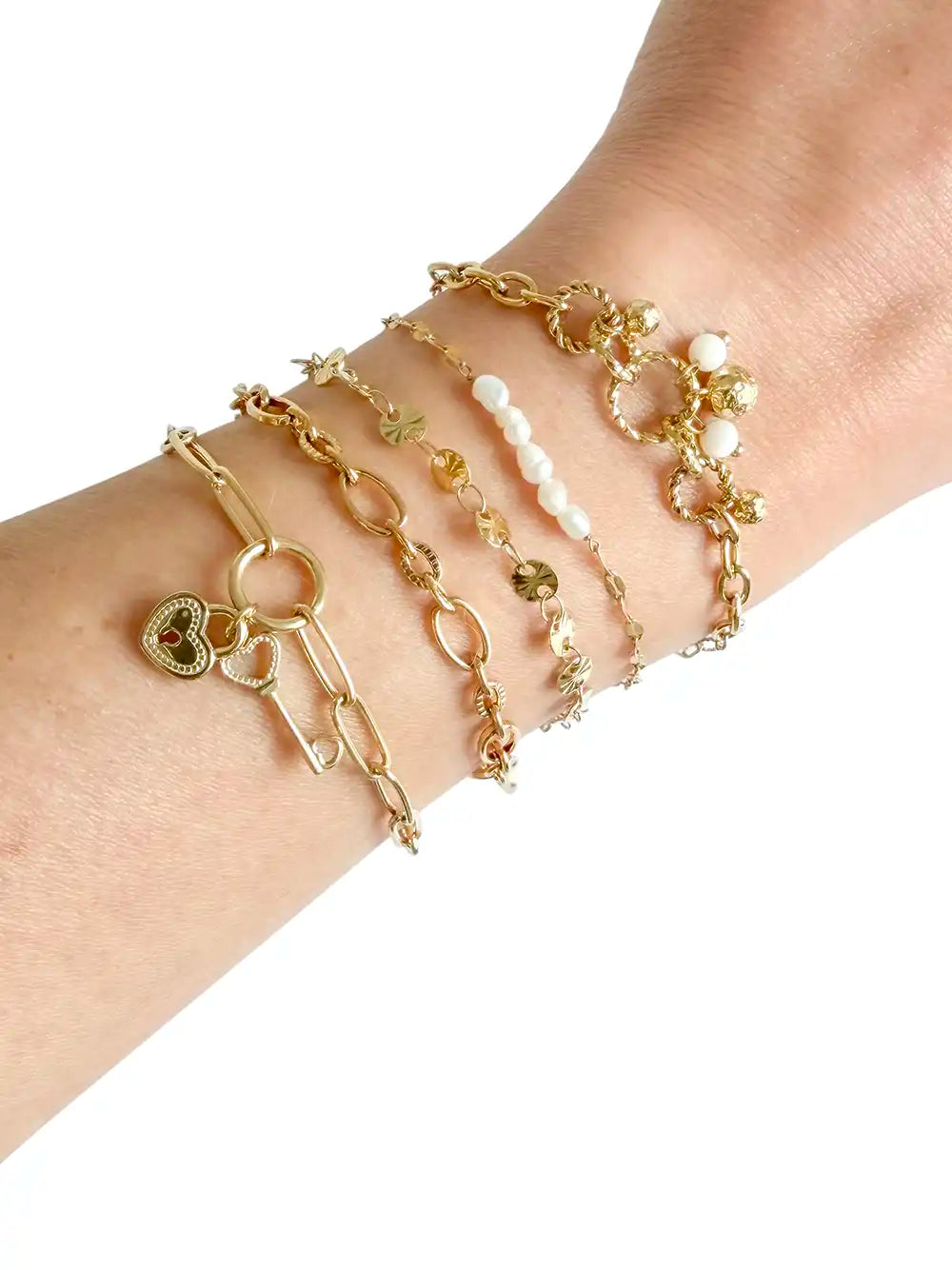 Bracelet doré maillons et pampilles martelées &amp; perles