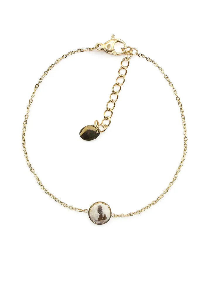 Bracelet fin doré avec pierre naturelle ronde et chaîne réglable