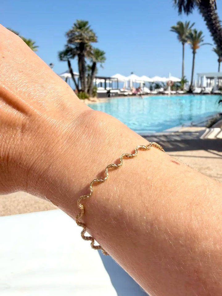 Bracelet femme doré avec chaîne effet zigzag