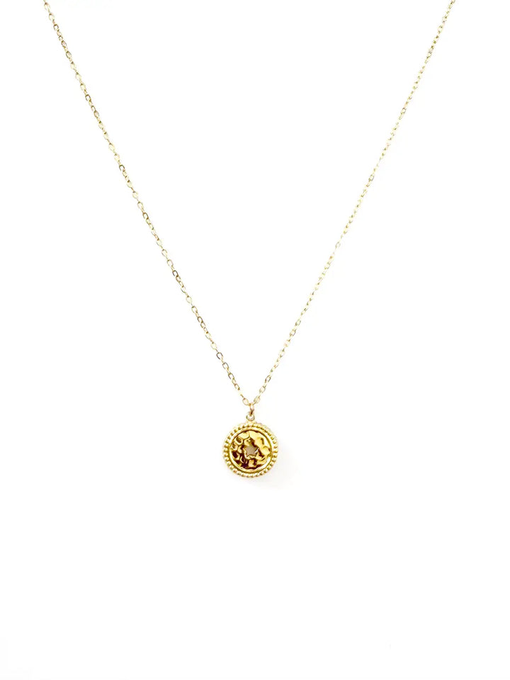 Collier femme doré avec pendentif rond étoile