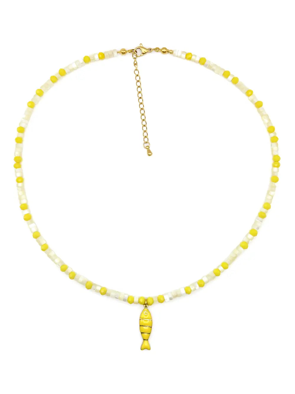 collier jaune en perles facettées avec pendentif poisson