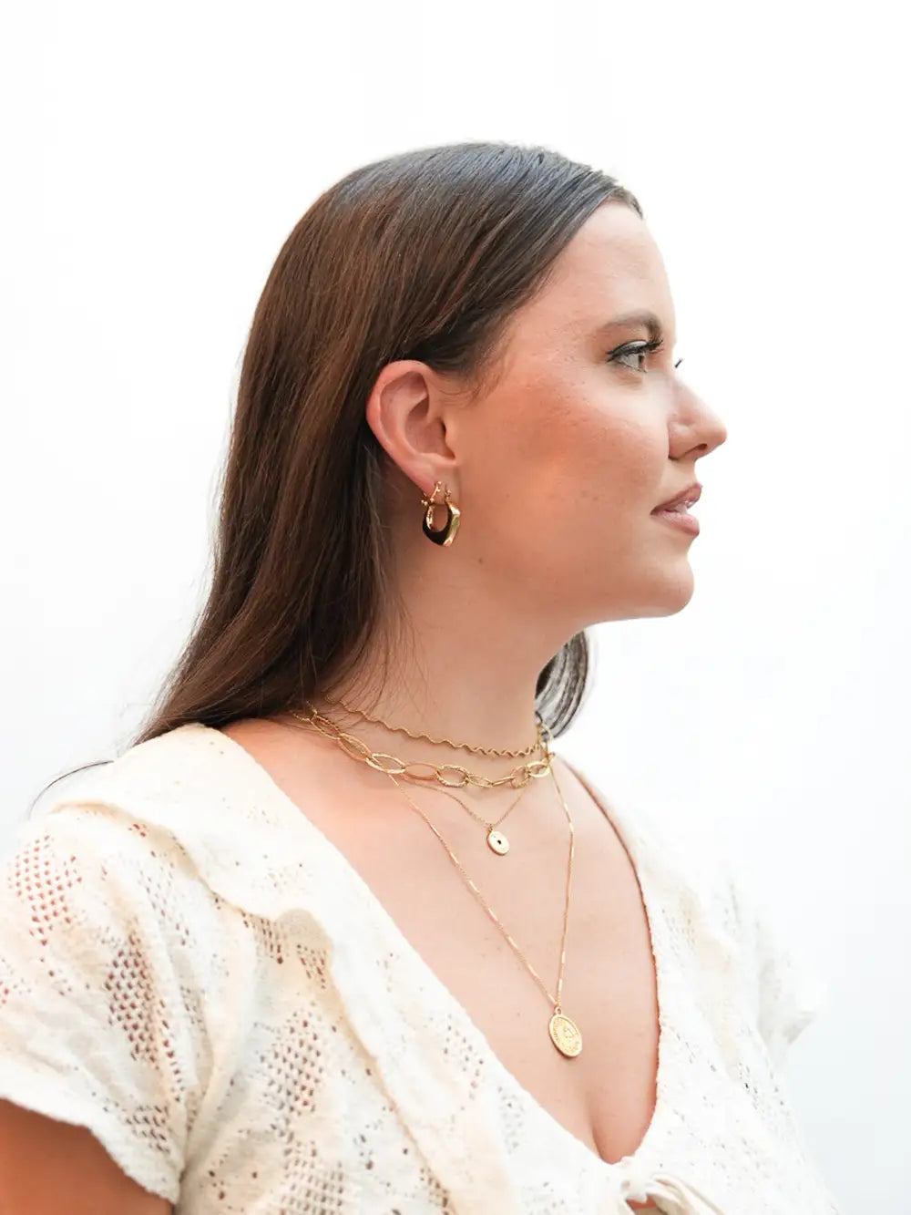 Femme avec boucles d&