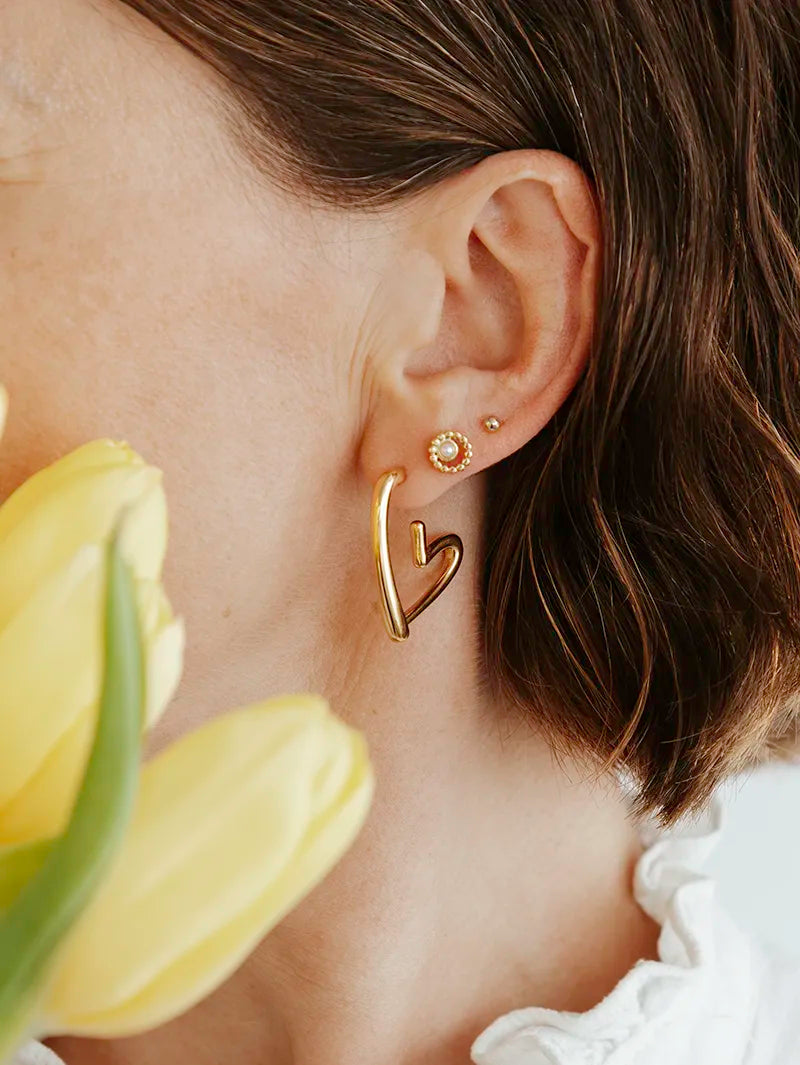 Puces d’oreilles petit cercle perlée acier inoxydable doré