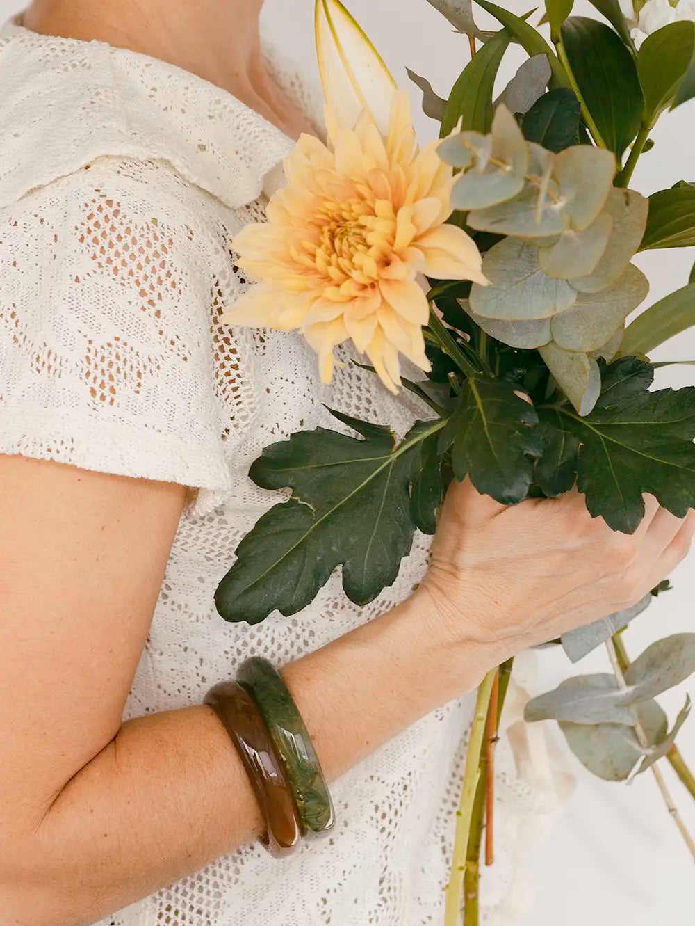 Bracelets femme résine large marron et vert